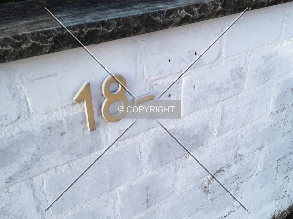 House number sign with the missing 2nd number