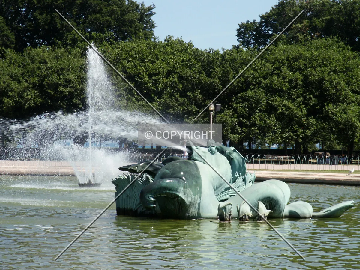 Sea horses shooting water towards the central fountain