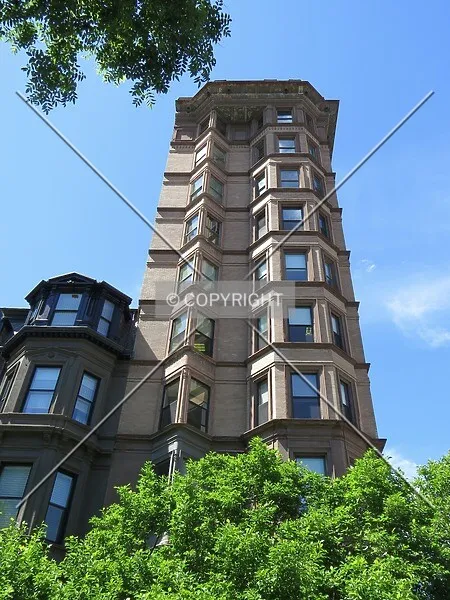 Photo 326-443-266