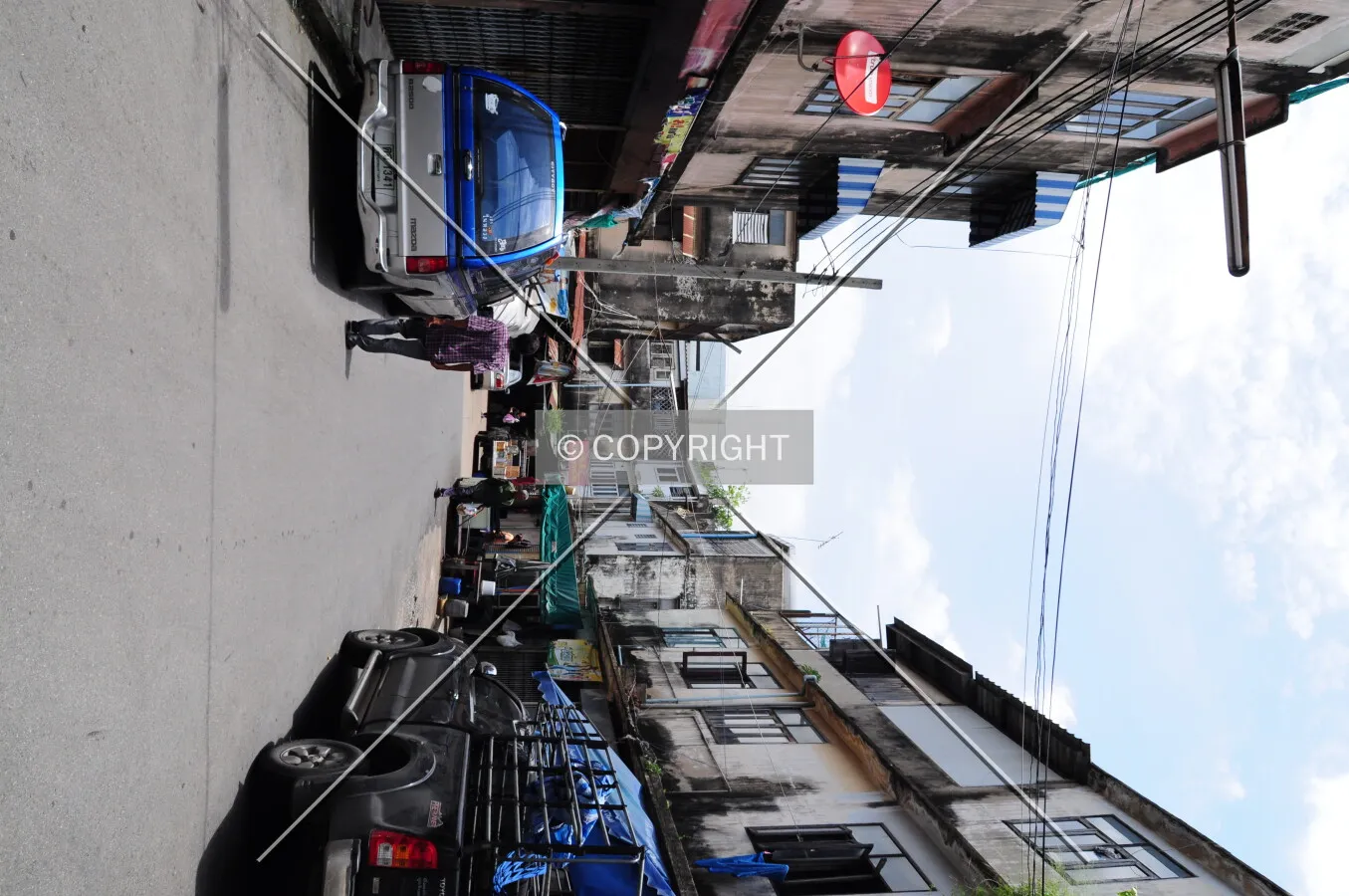 Photo 326-458-761
