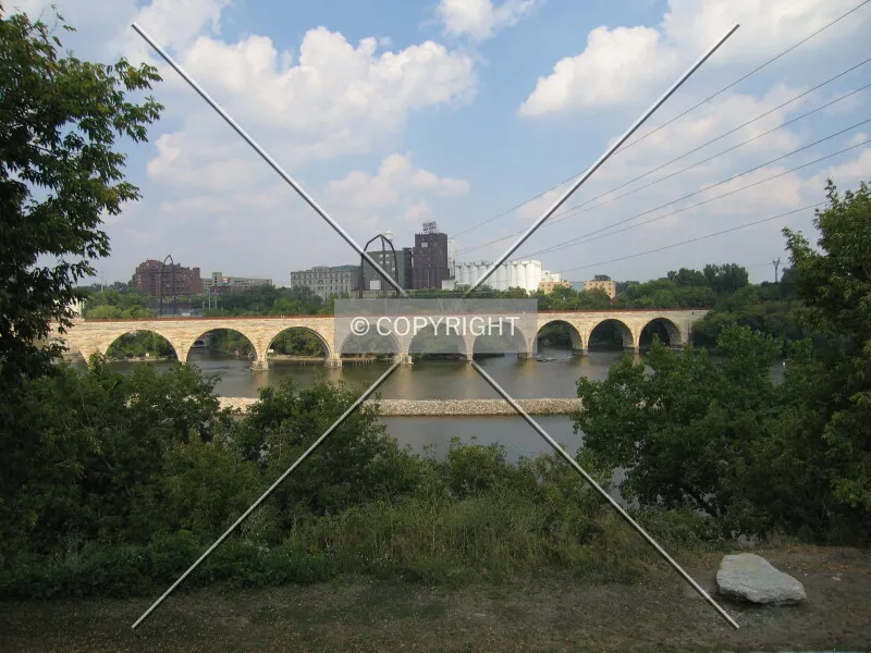 Photo 326-543-485