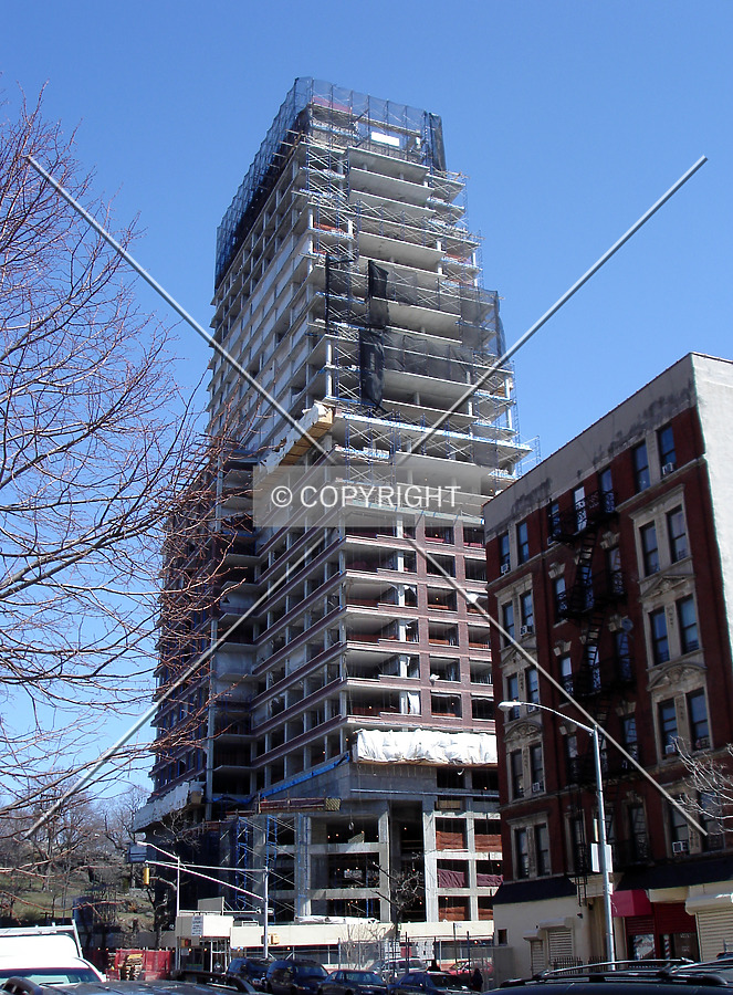 Looking northeast along 5th Avenue