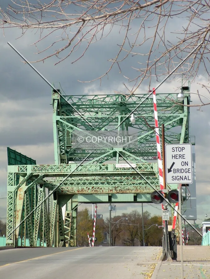 Harbour bridge in Cherry Road