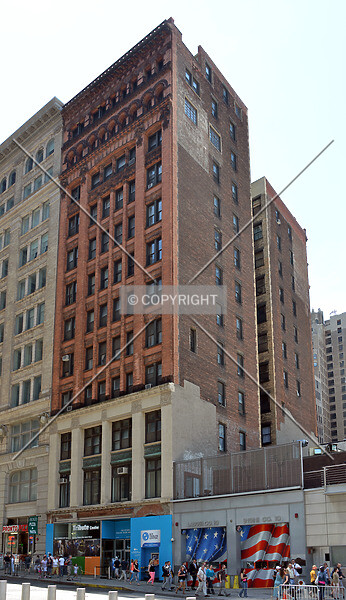 Photo 327-124-888