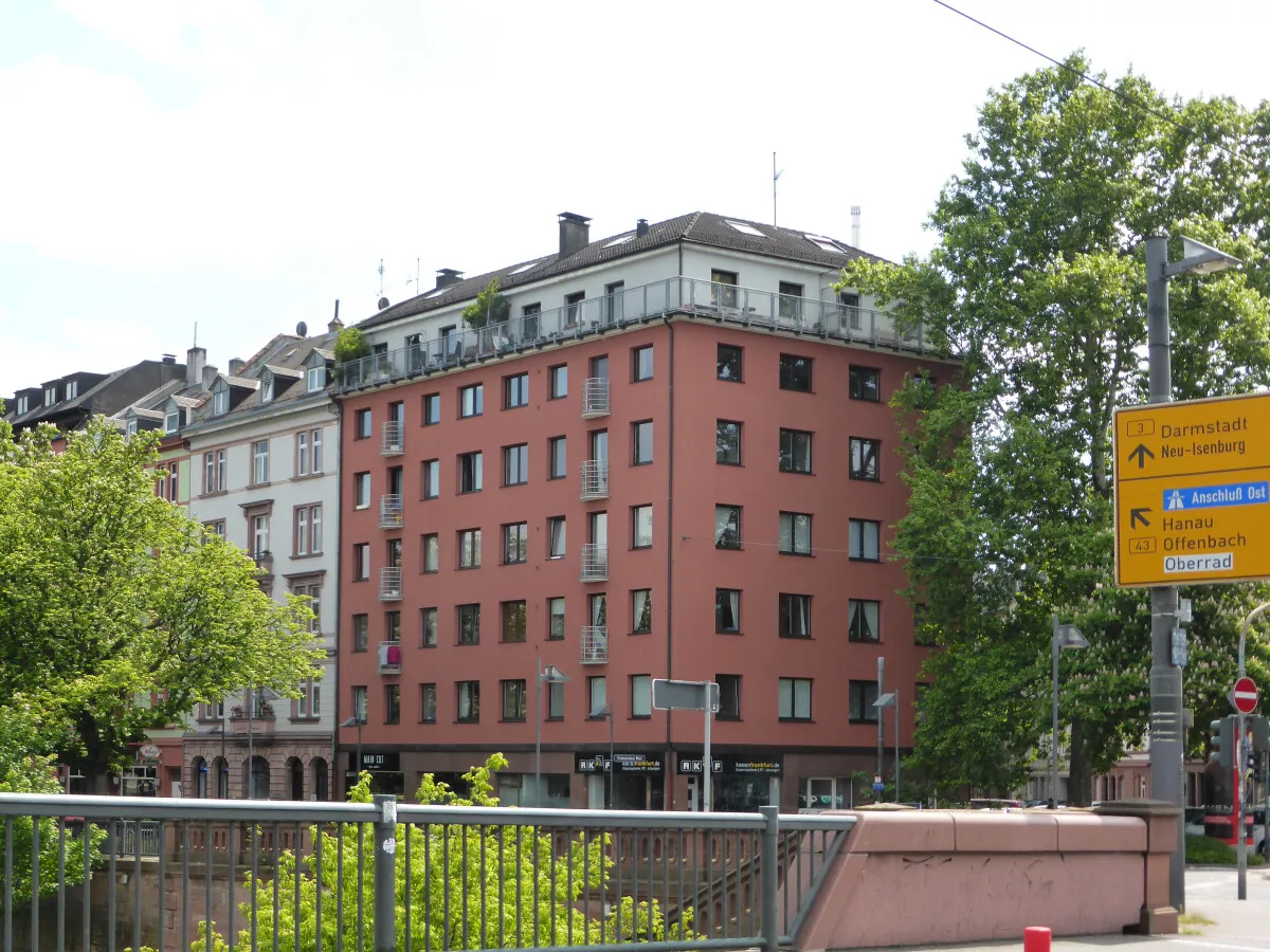 Photo 327-320-985