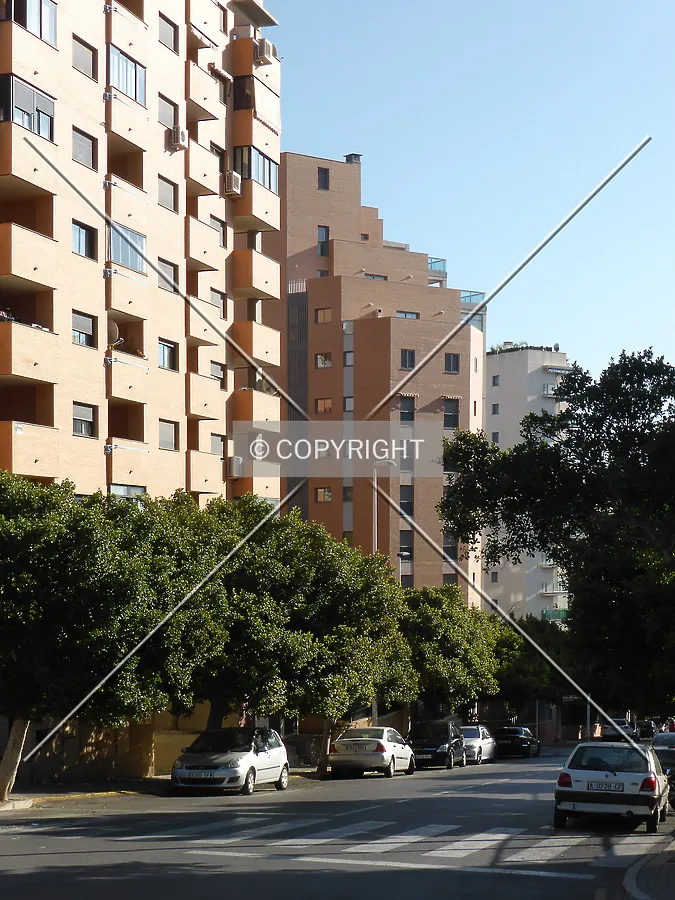 Photo 327-325-498