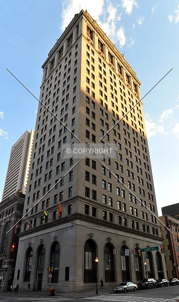 Photo 327-358-684