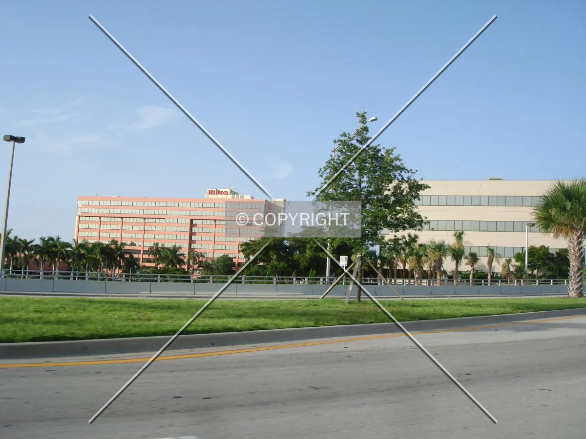 Photo 327-570-376