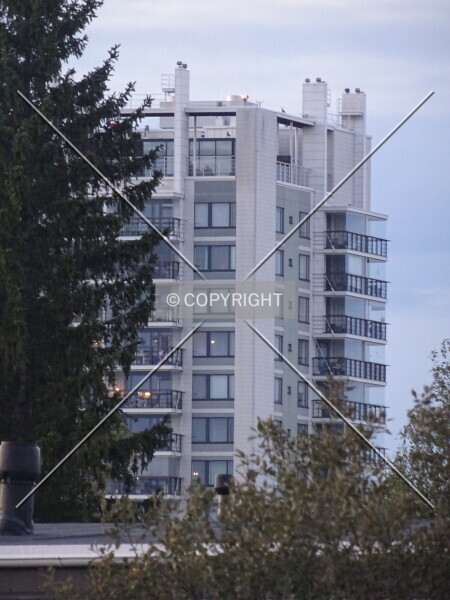 Photo 327-683-943