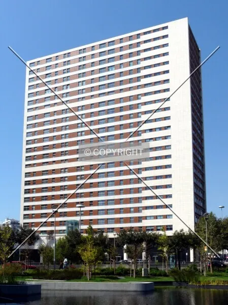 Photo 327-815-009