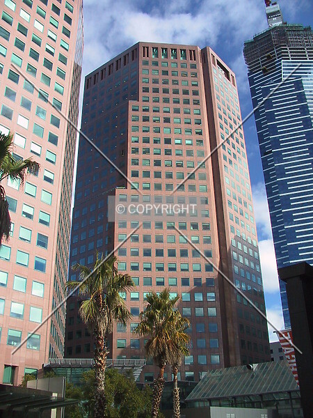Photo 327-963-493