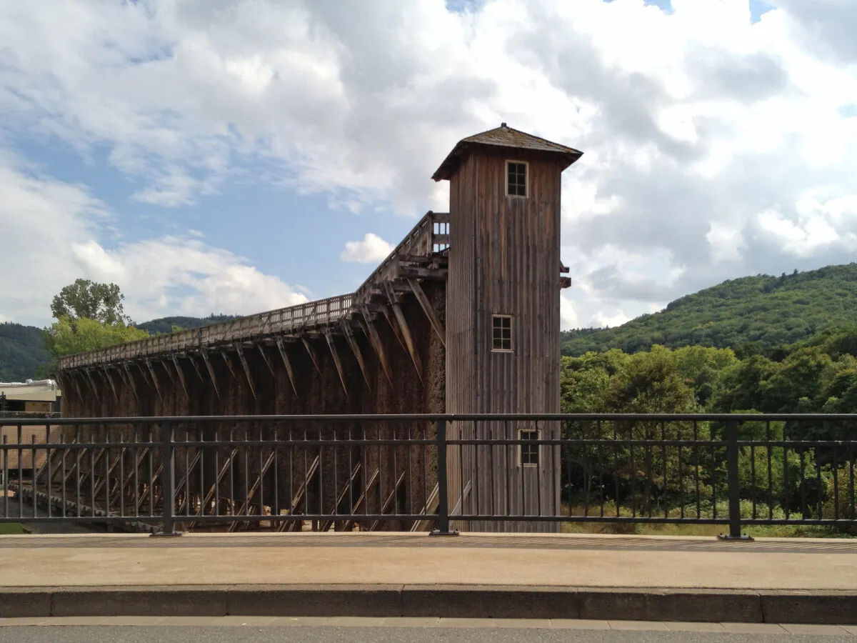 Photo 328-087-882