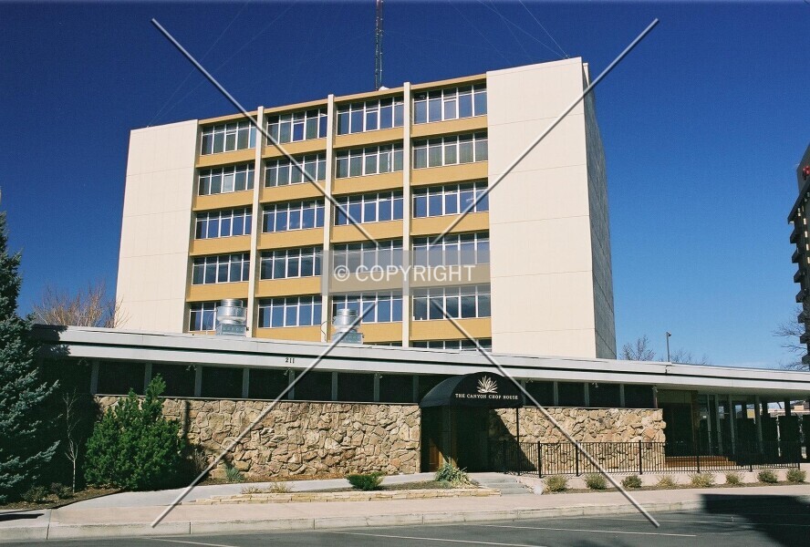 Photo 328-212-745
