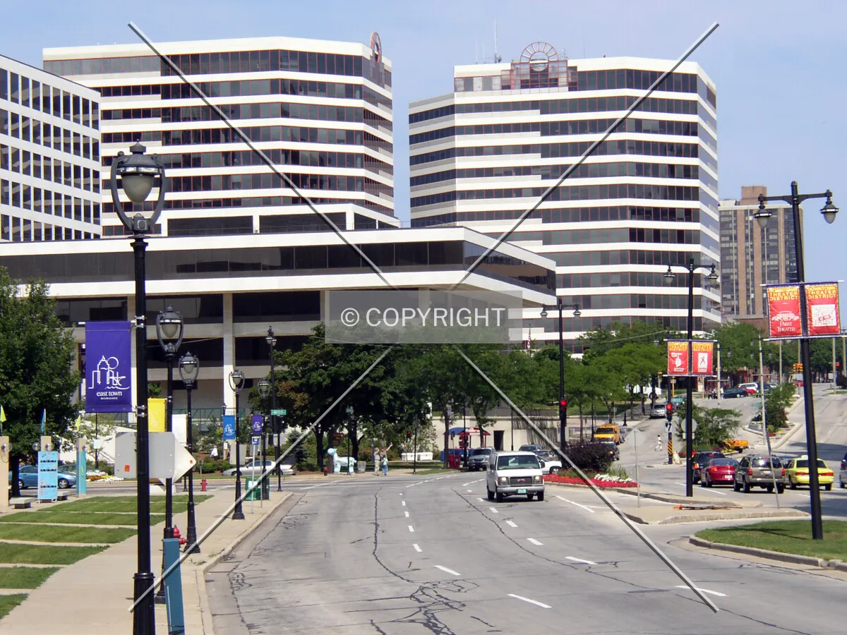 Looking east from Kilbourn Avenue