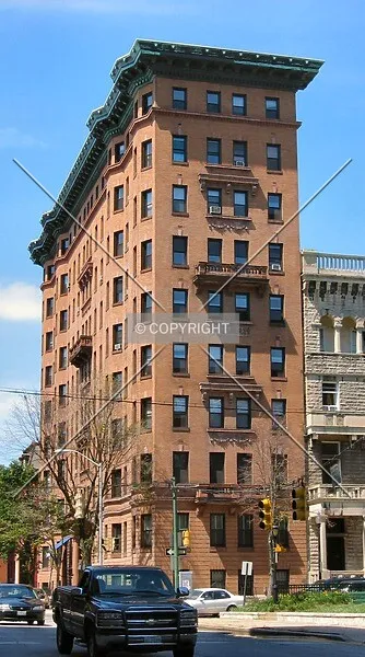 Photo 328-734-149