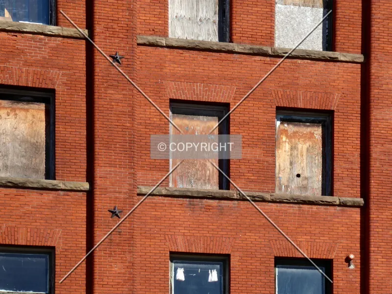 Photo 329-713-031