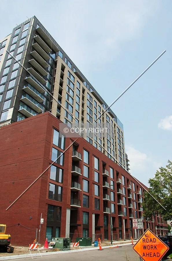 Photo 329-817-209