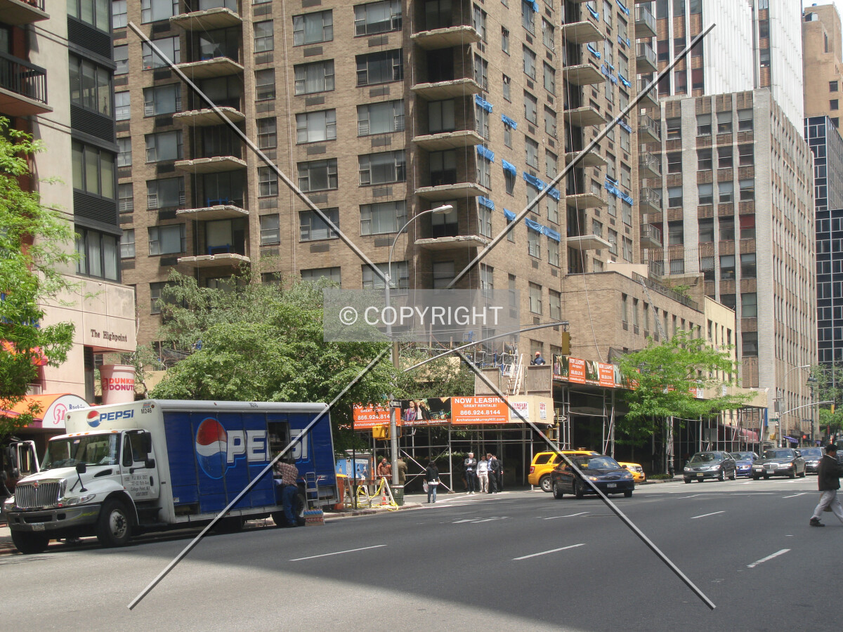 Photo 330-590-856