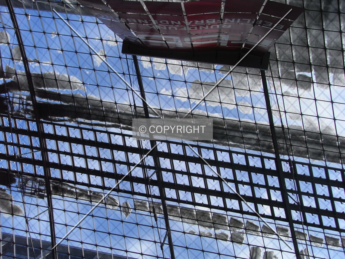 Snow on glass roof of Lehrter Bahnhof