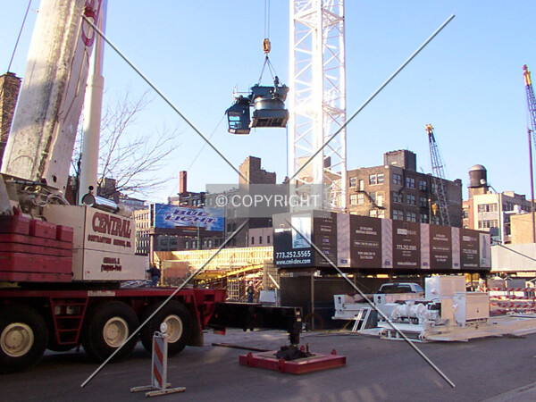 Raising the tower crane's cabin