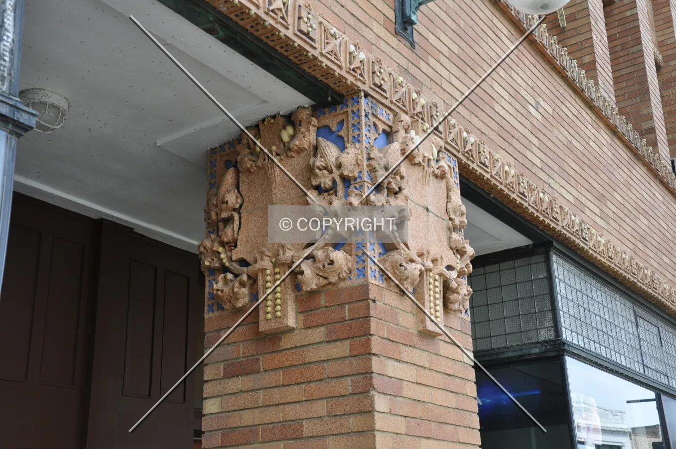 Prairie School column capital