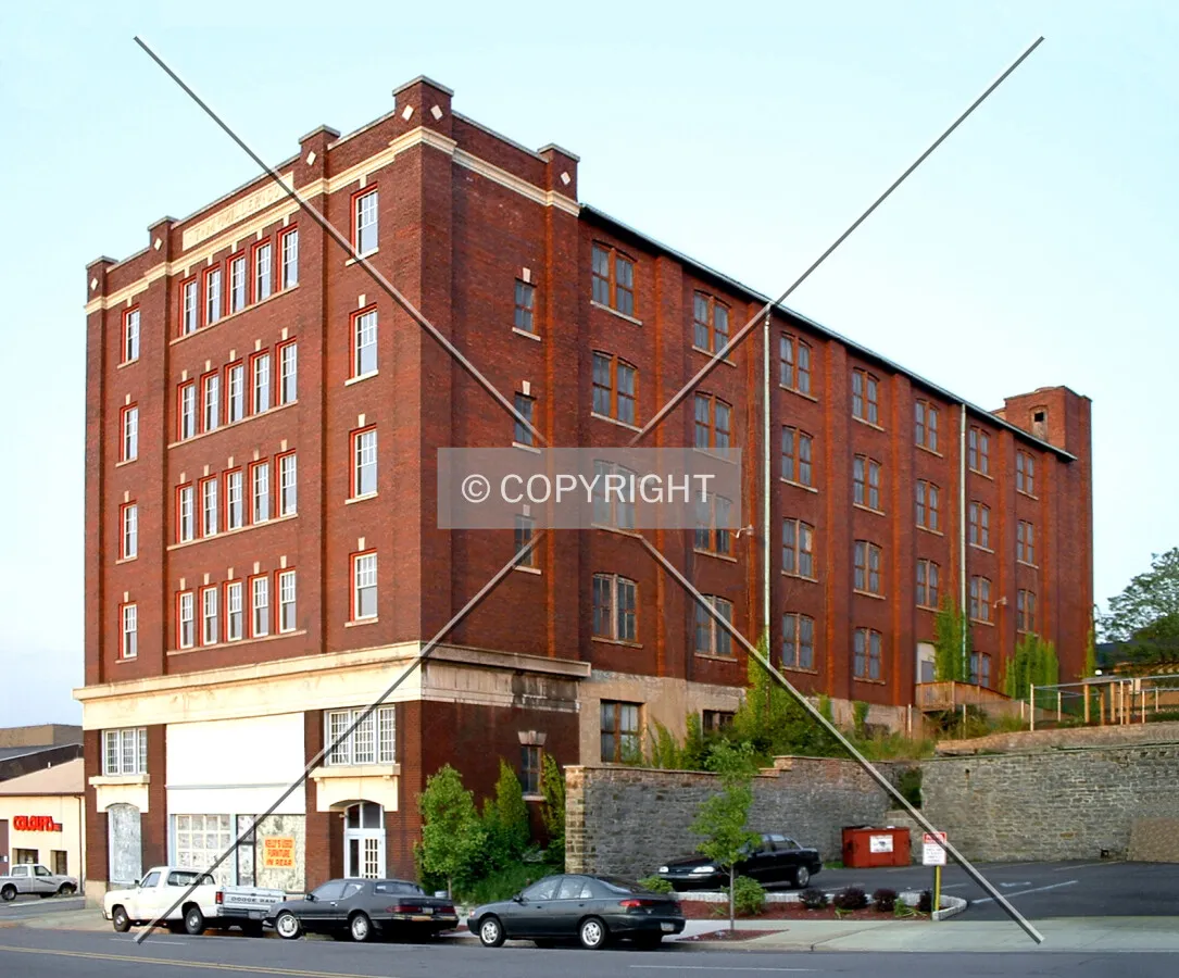 View from the west across Wyoming Avenue