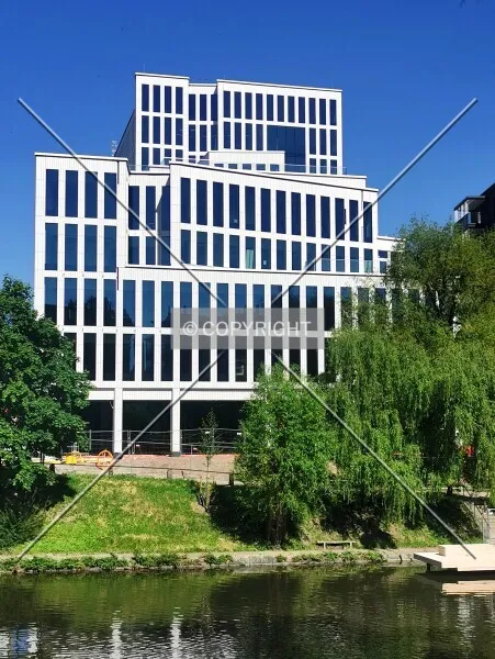 LINK Business Center