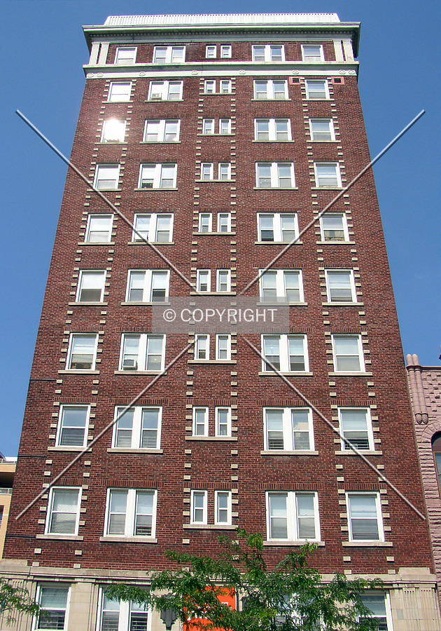 Looking up the western facade from Pinckney Street