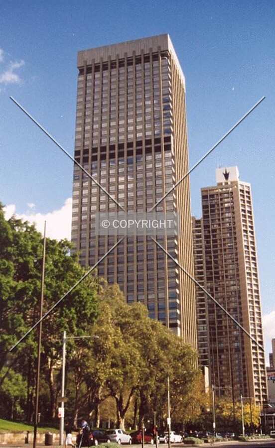 Looking north from Elizabeth Street