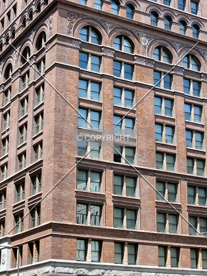 Middle section, southwest corner facade detail