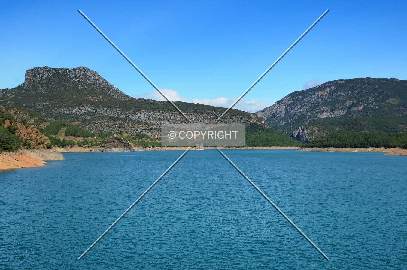 Escaldes Dam and mountains