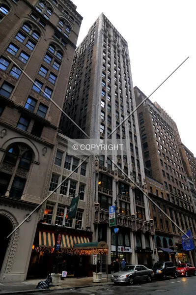 Photo 340-453-930