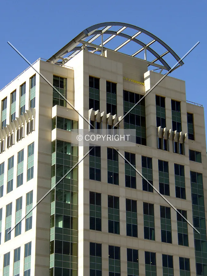 View of the completed upper floors on the eastern facade