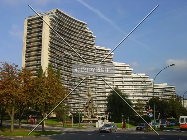 View from Boulevard Louis Mettewie