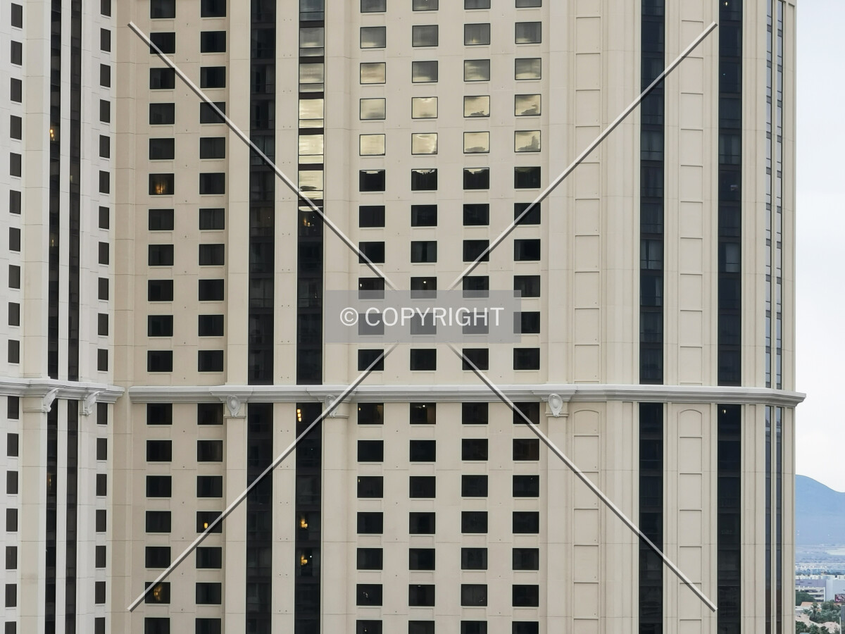 Photo 345-302-421