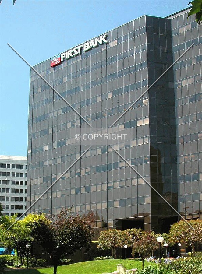 One Almaden is this building's address