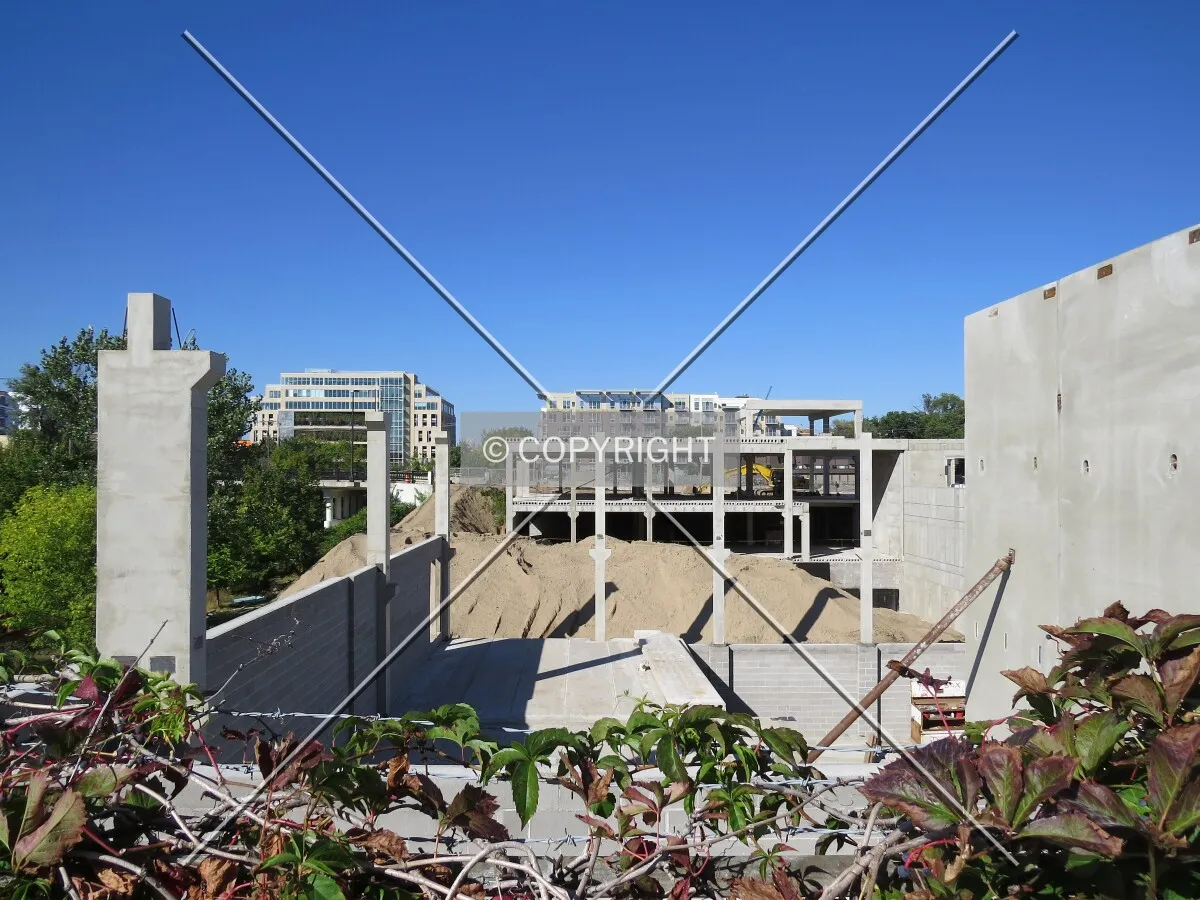 View to the west from Dupont Avenue South