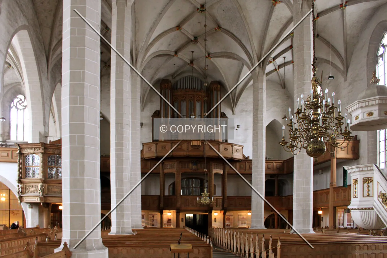 Organ and western nave