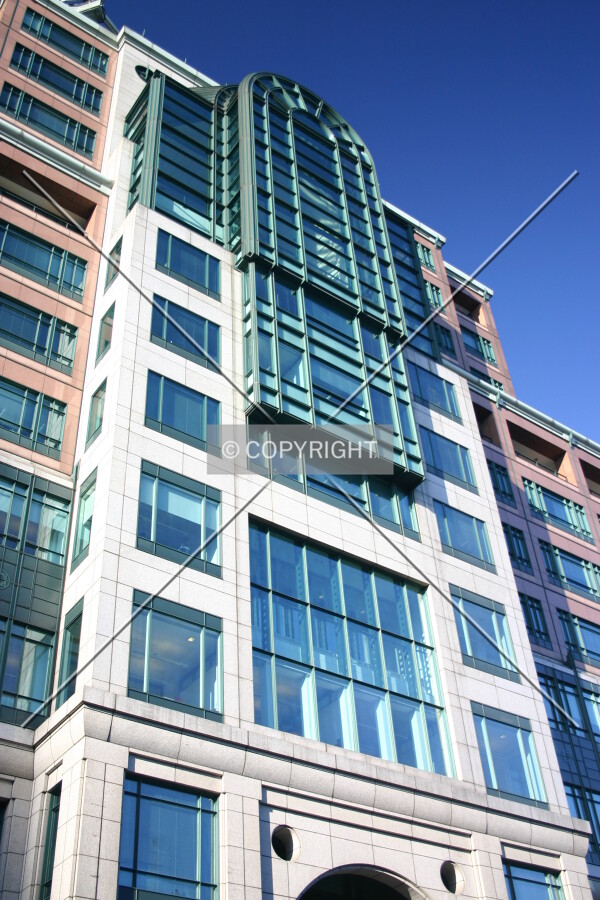 View of the eastern elevation from Bishopsgate