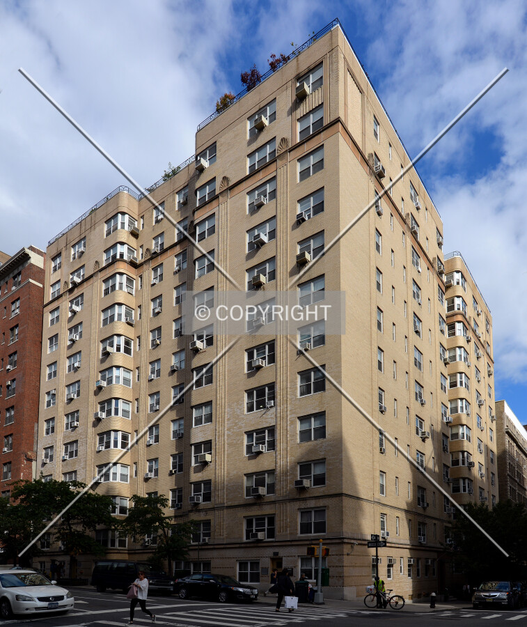 View from the west at Lexington Avenue and 35th Street
