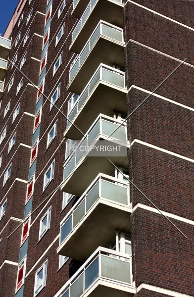 Photo 349-051-772