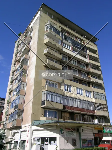 Photo 350-153-634