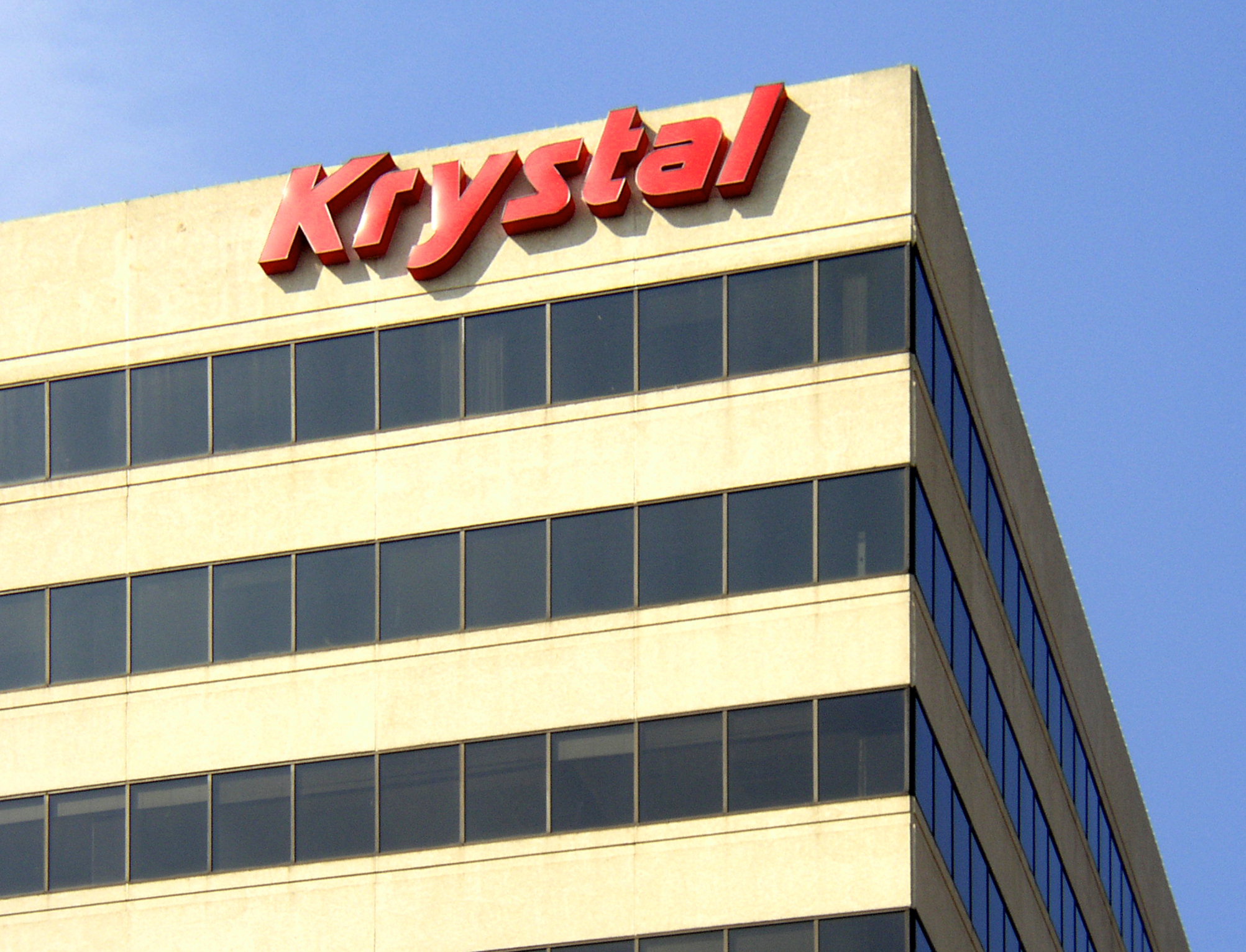 Original Krystal signage at the northeast corner