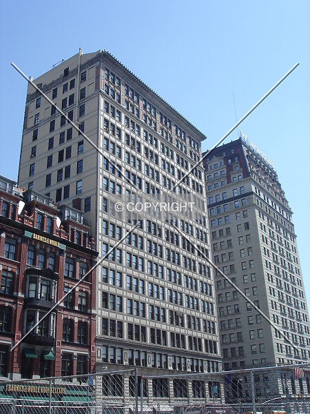 Photo 351-277-122