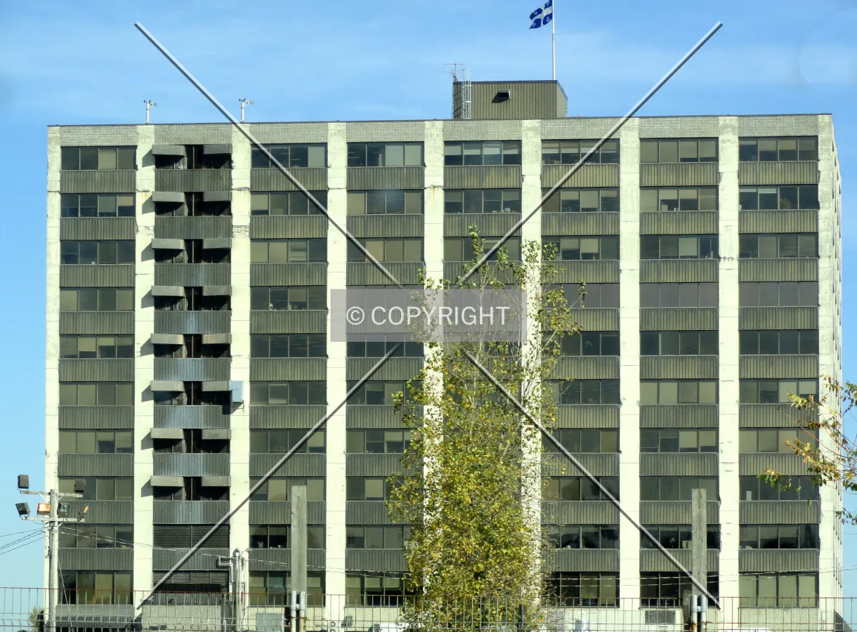 From Avenue de Lorimier to the south