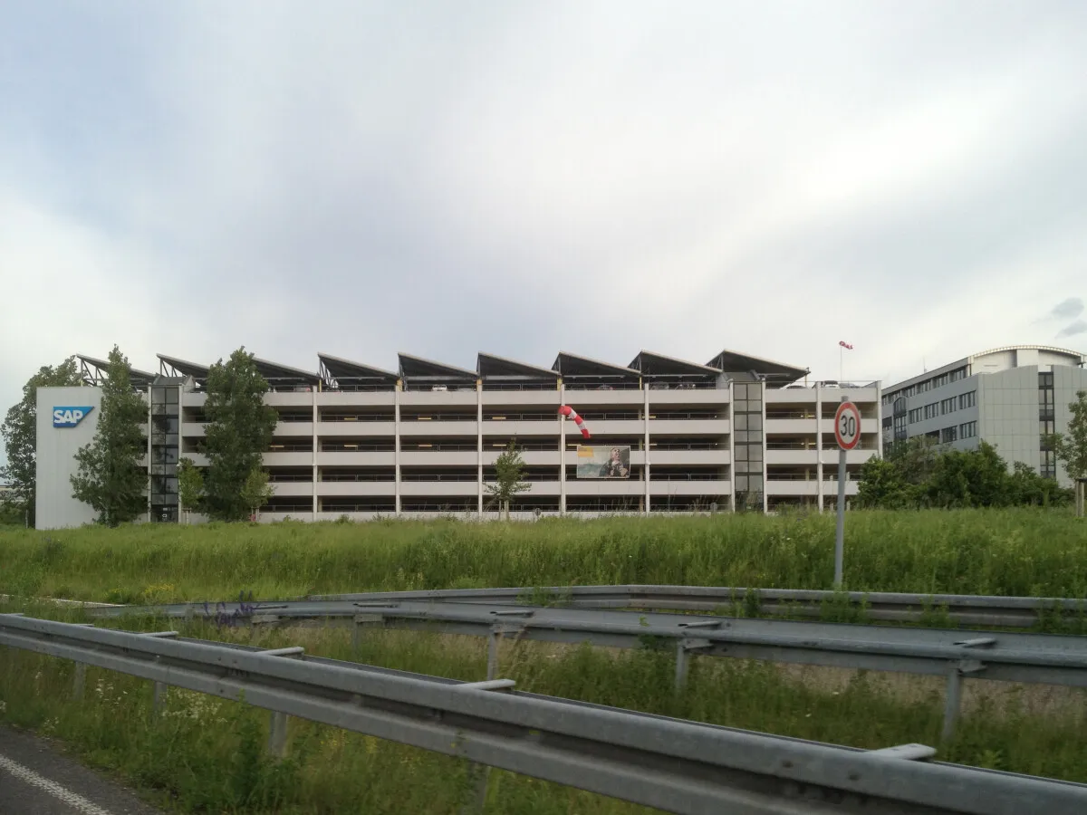 Photo 352-072-612