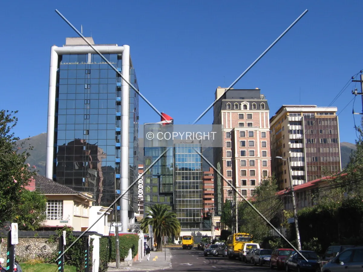 Buildings at Av. República de El Salvador