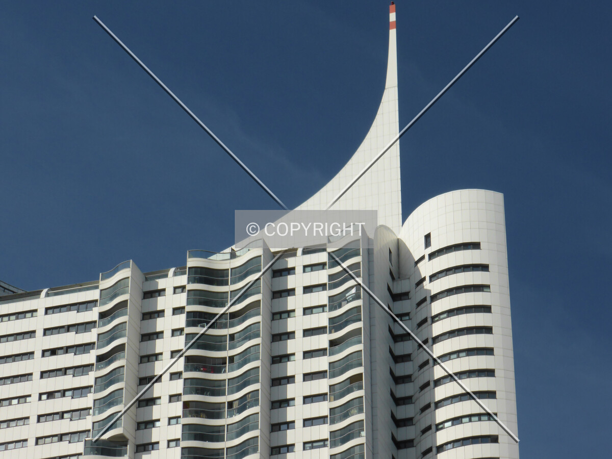 Photo 352-586-480