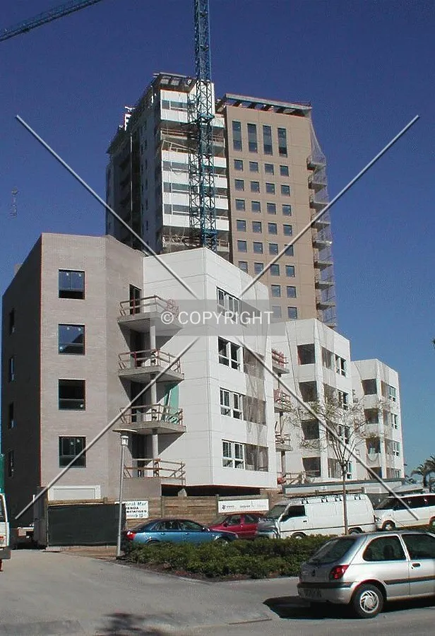 Photo 355-189-758