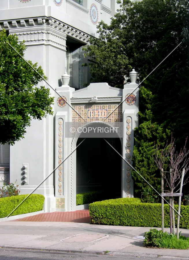 Vallejo Street entrance